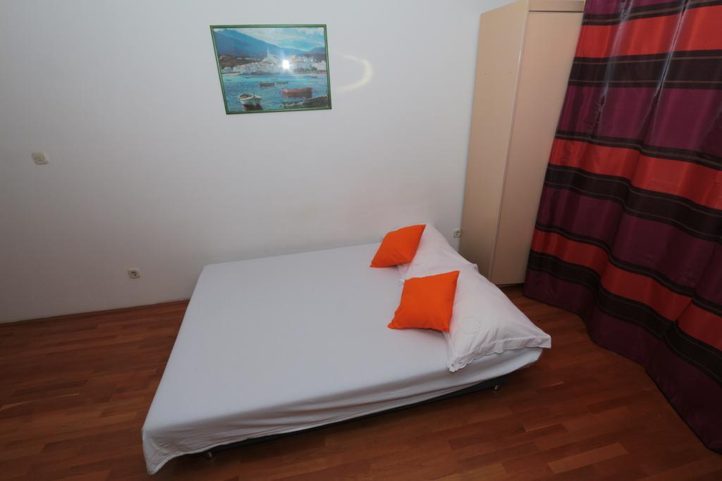 Central Beach Apartment Μακάρσκα Δωμάτιο φωτογραφία