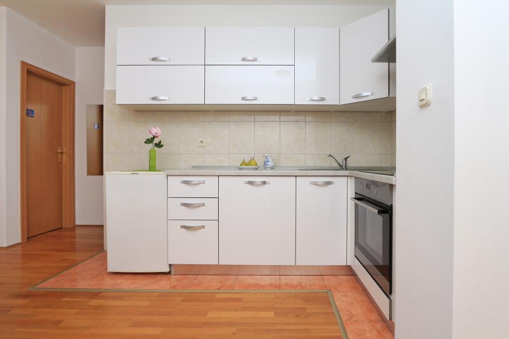 Central Beach Apartment Μακάρσκα Εξωτερικό φωτογραφία